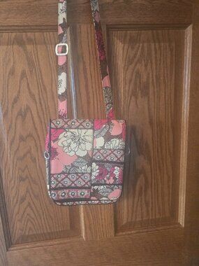 Vera Bradley Frannie Crossbody Bag — Retired Mocha Rouge Pattern